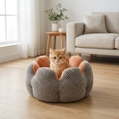 Flower-Shape Cat Bed | Coral Fleece & Polyester | Washable