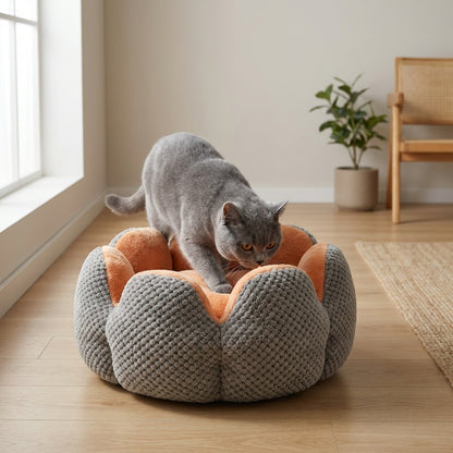 Flower-Shape Cat Bed | Coral Fleece & Polyester | Washable