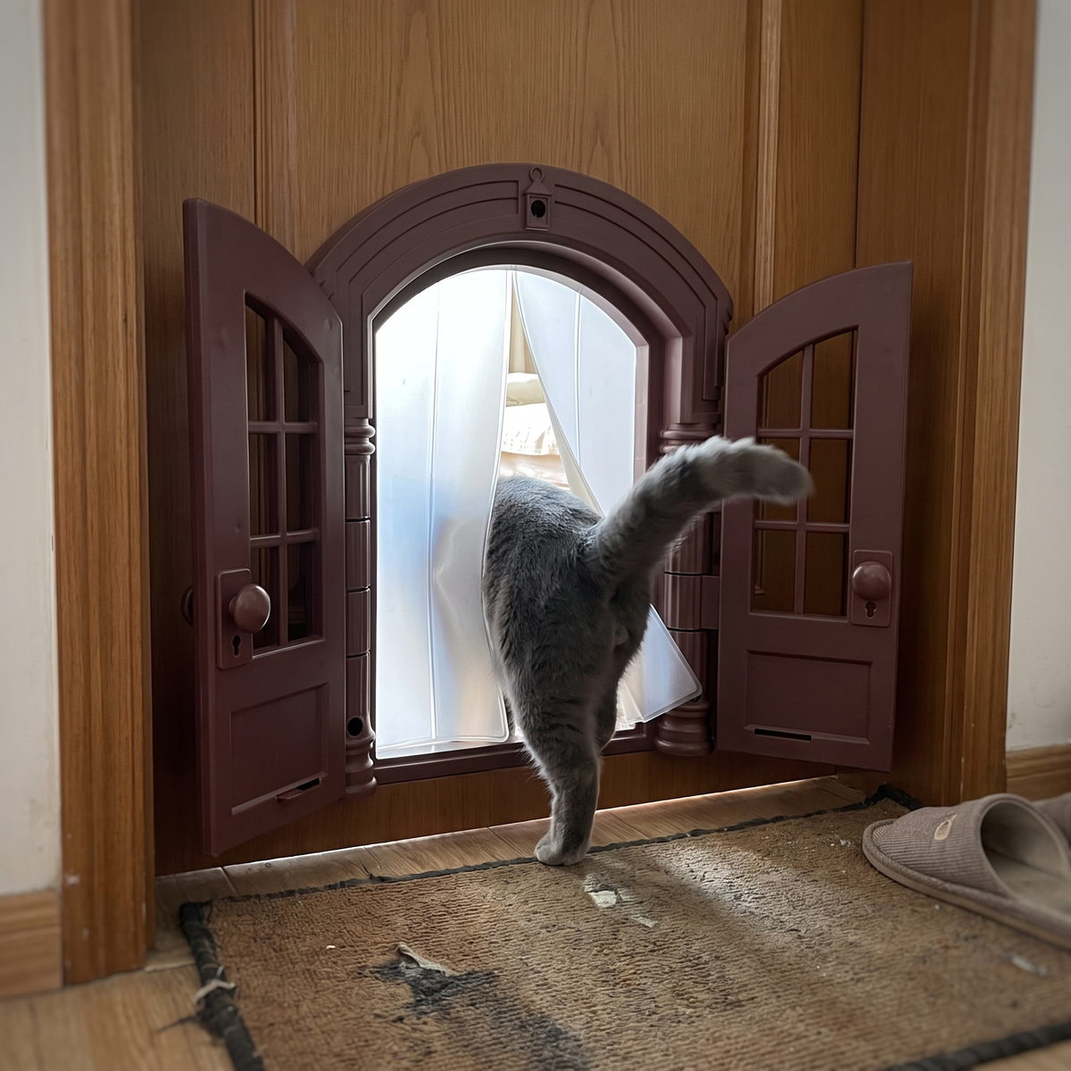 Cat Door for Doors and Walls | Arched Double Door Design | Lockable